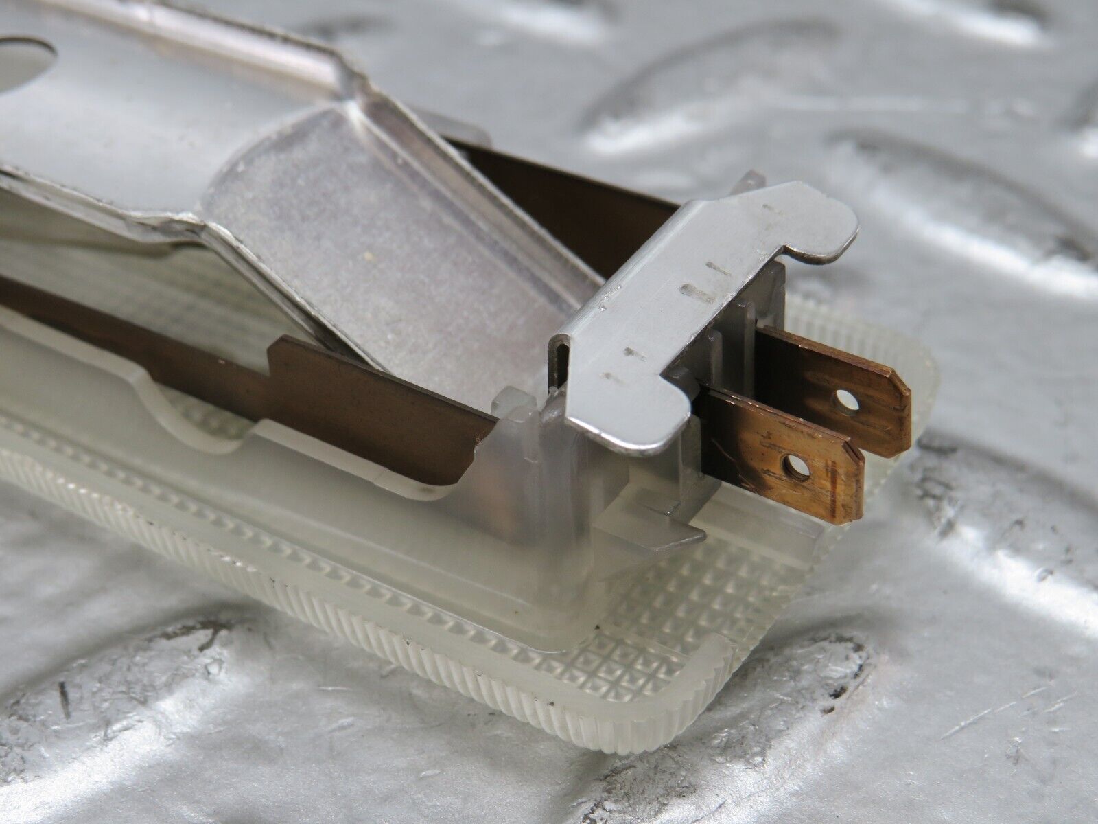 27487 Mercedes-Benz S124 300TE Wagon Rear Interior Dome Light 0018200601