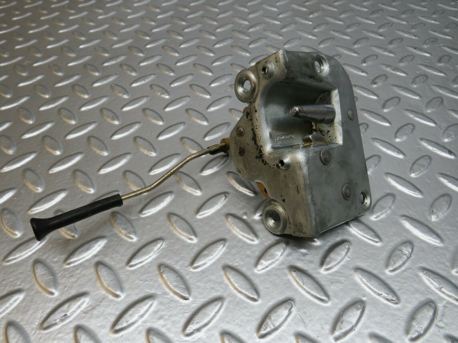 24569 Mercedes-Benz W108 Front Right Door Lock Mechanism