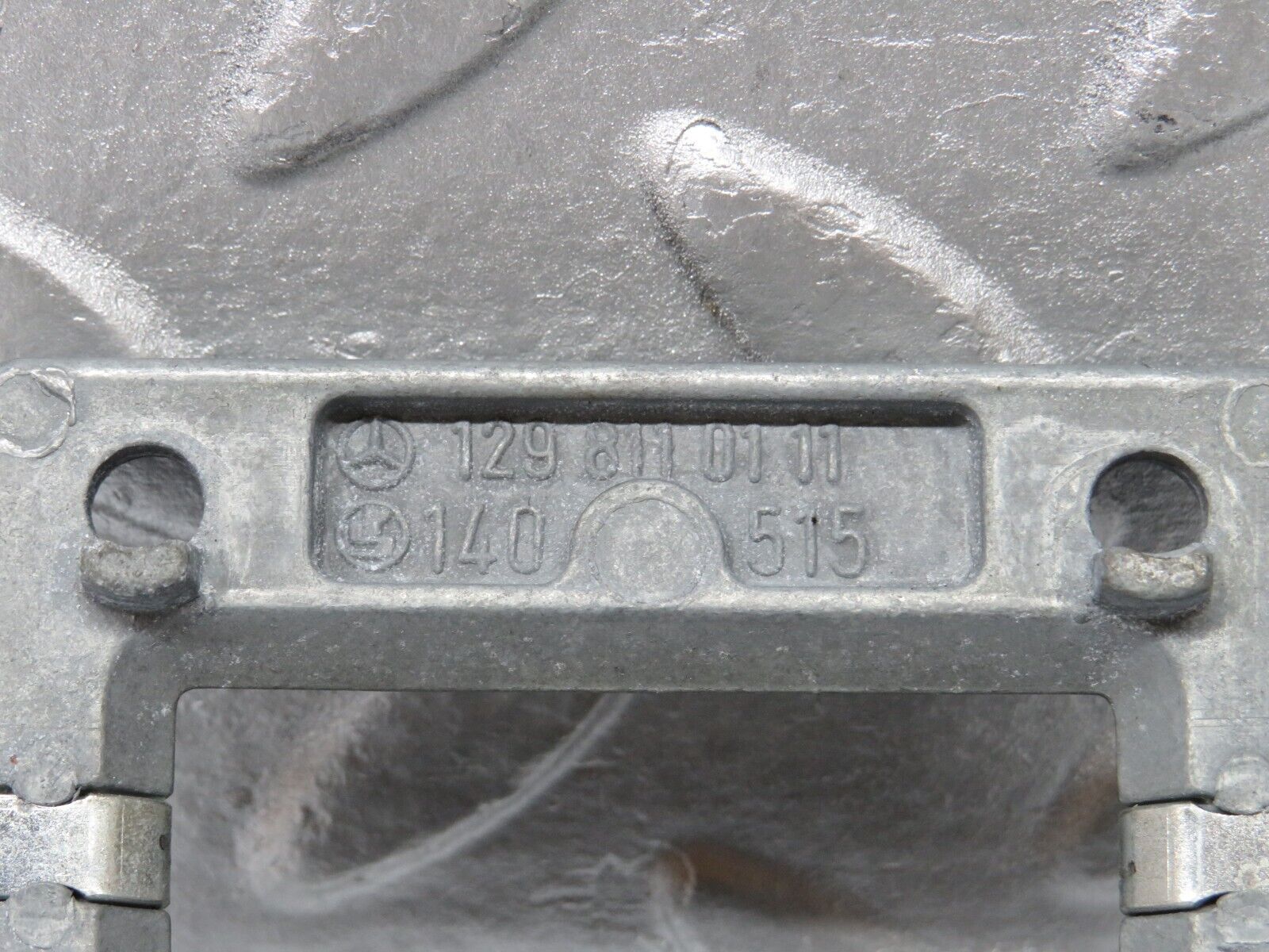 38291 Mercedes-Benz R129 280SL Coupe Rear View Mirror Bracket 1298110111 1298100011