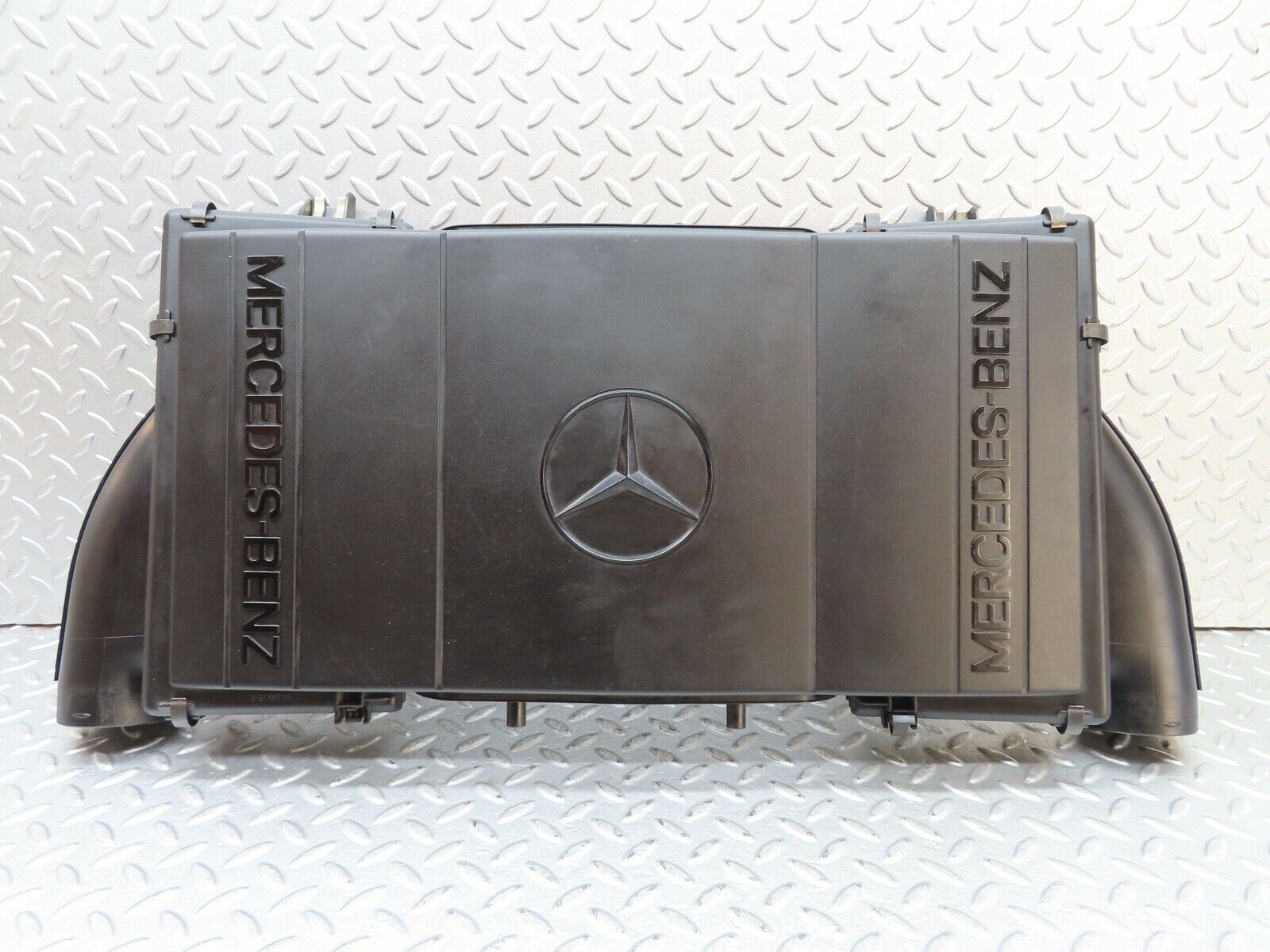 19314 Mercedes-Benz C140 CL420 Coupe Air Filter Box With Brand New Air Filter