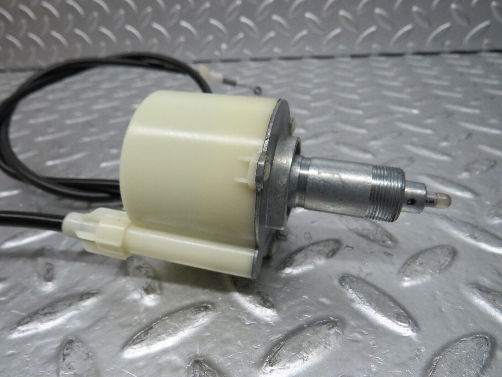 30381 Mercedes-Benz W124 230E Heater Control Unit Switch 1248300185