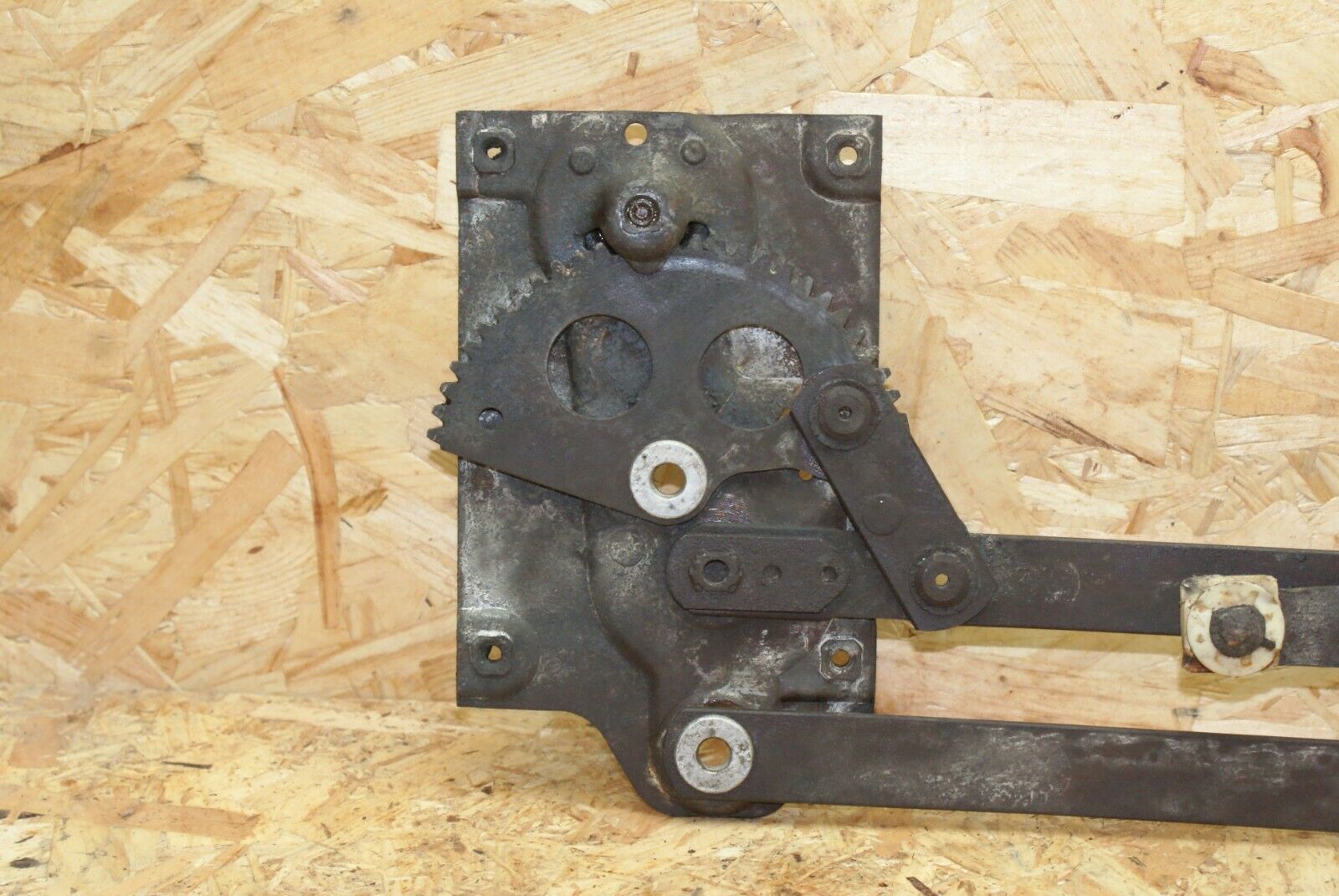 2431 Mercedes-Benz W120 PONTON Front Left Manual Window Regulator