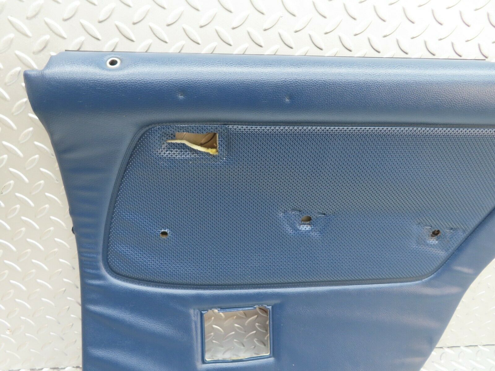 18024 Mercedes-Benz W123 200 Rear Right Door Card Blue