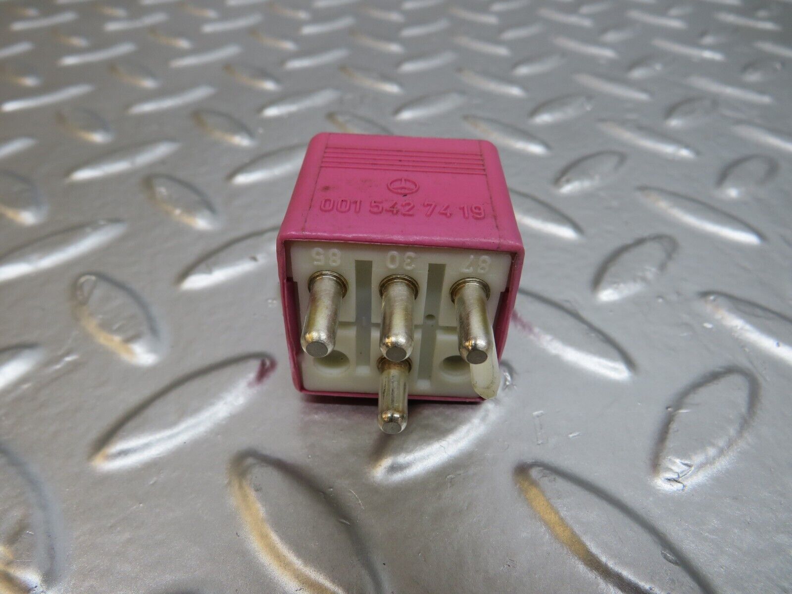24679 Mercedes-Benz W140 S320 Multi Purpose Relay 0015427419