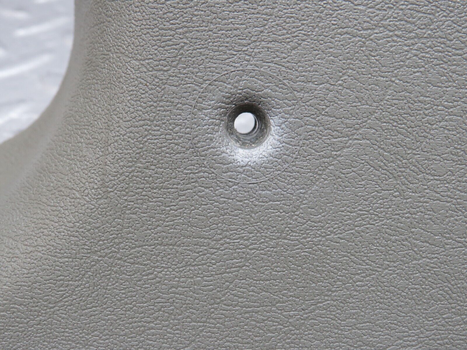 35981 Mercedes-Benz W126 420SE B Pillar Bottom Cover Left Grey 1266920122