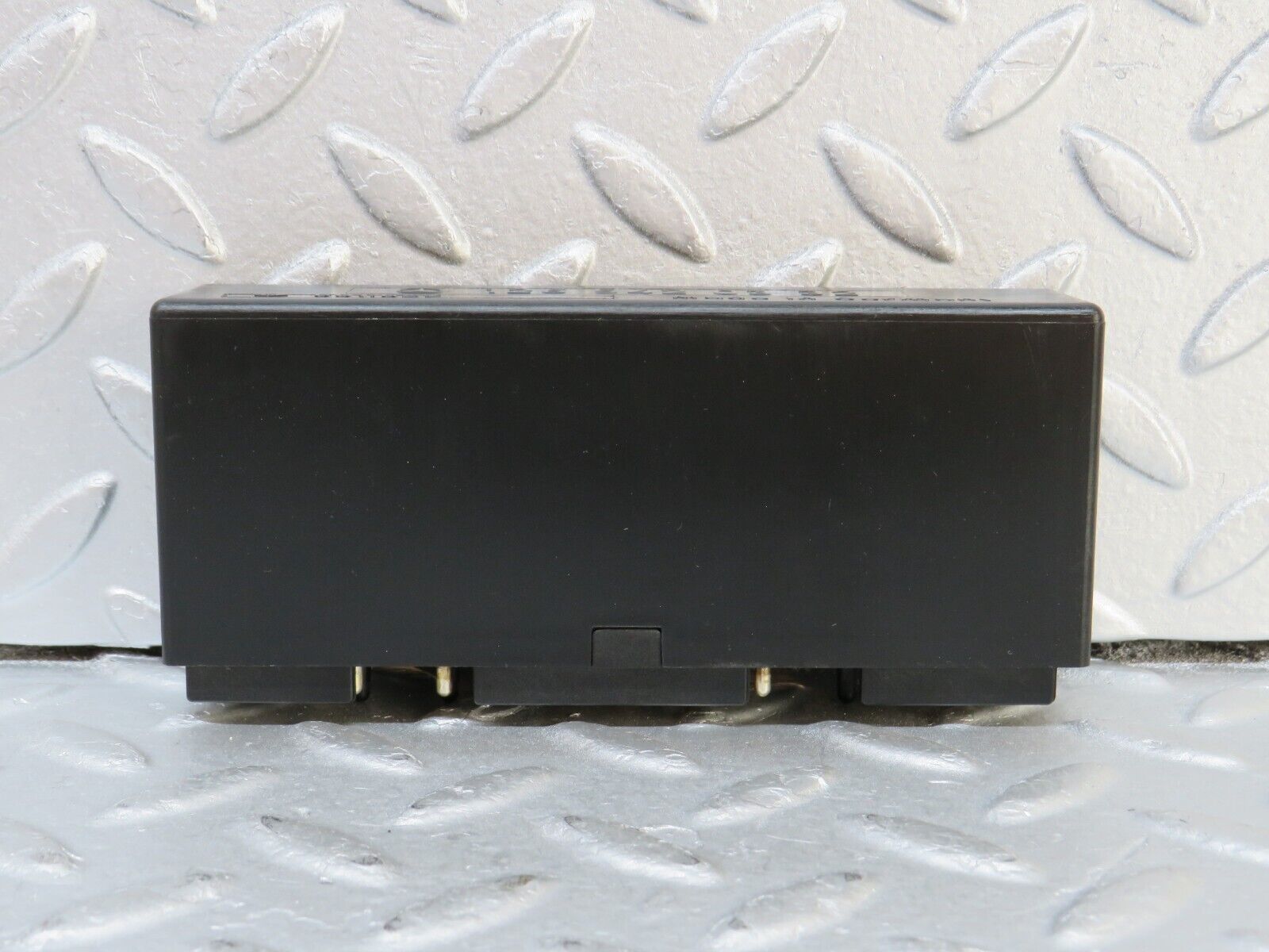 36021 Mercedes-Benz W126 420SE Headlight Control Unit Relay 1265420332