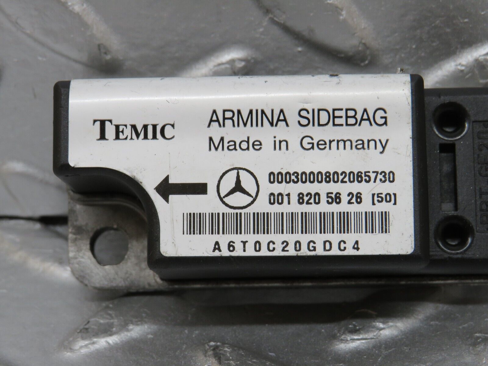 33170 Mercedes-Benz W210 Airbag Crash Sensor 0018205626
