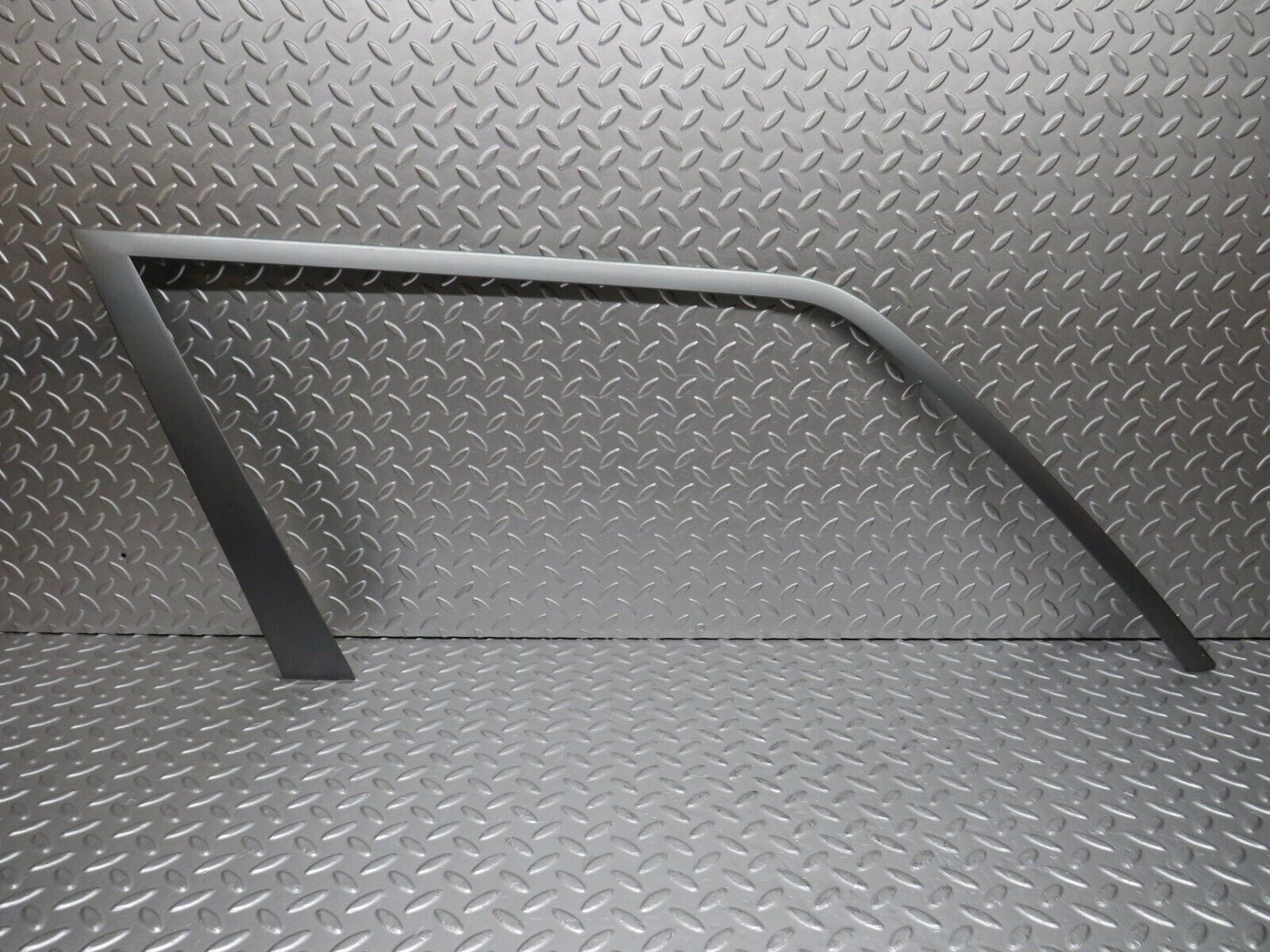 32311 Mercedes-Benz S124 300TE Wagon Front Right Door Exterior Frame Trim