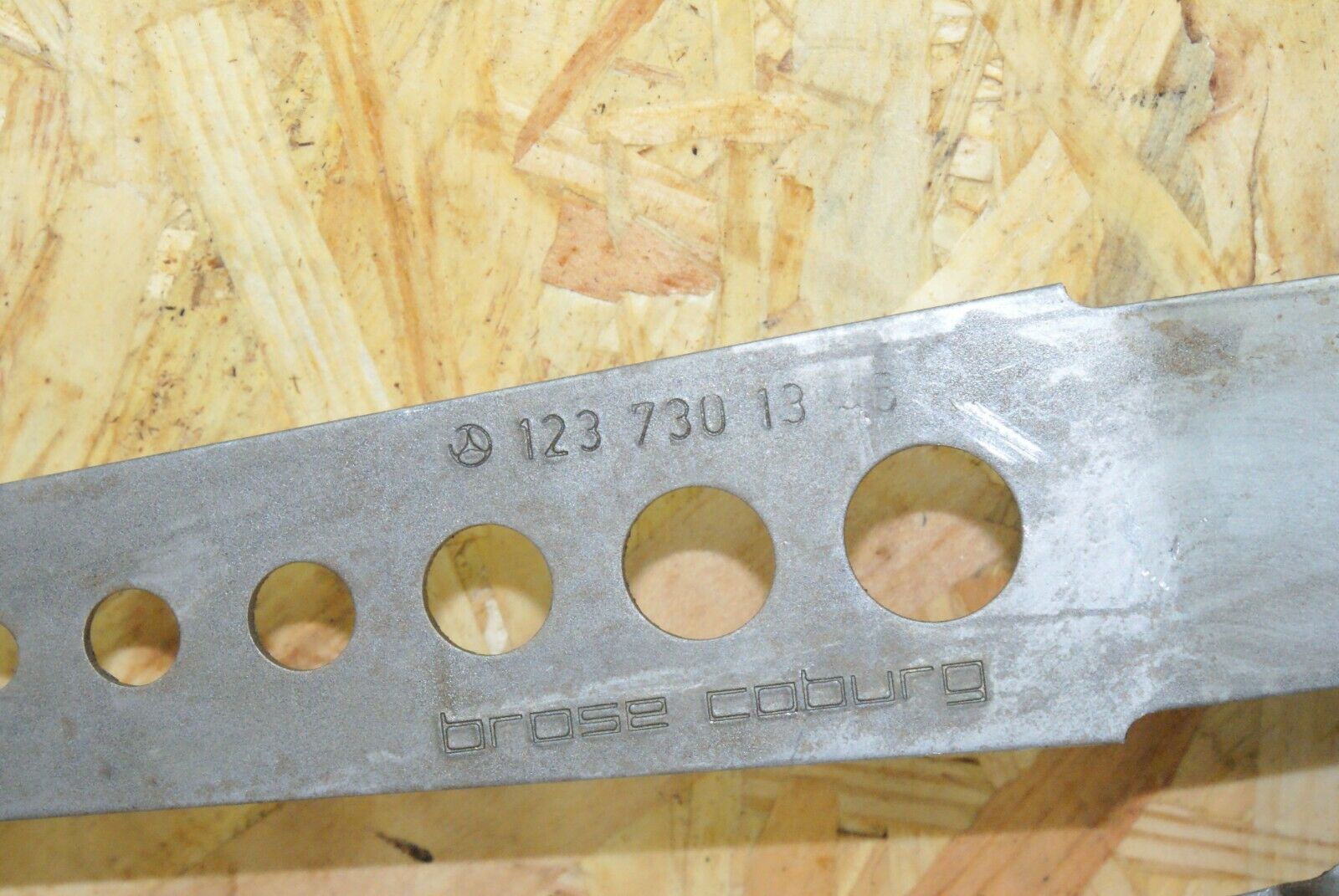 2264 Mercedes-Benz W123 280E Rear Left Manual Window Regulator 1237301346