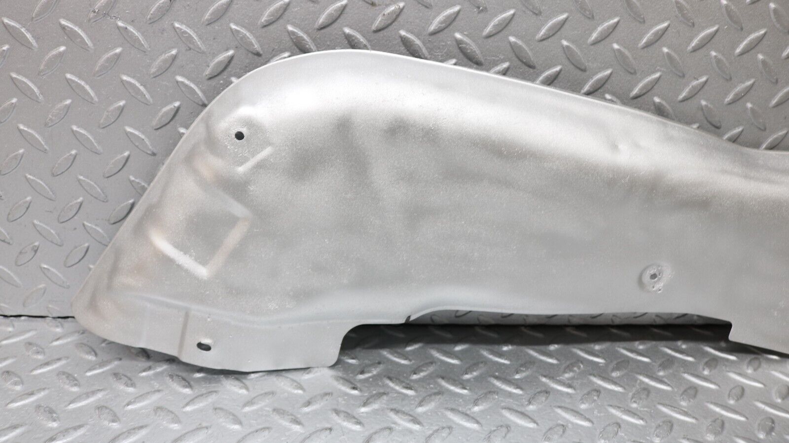 37232 Mercedes-Benz C126 420SEC Coupe Exhaust Heat Shield