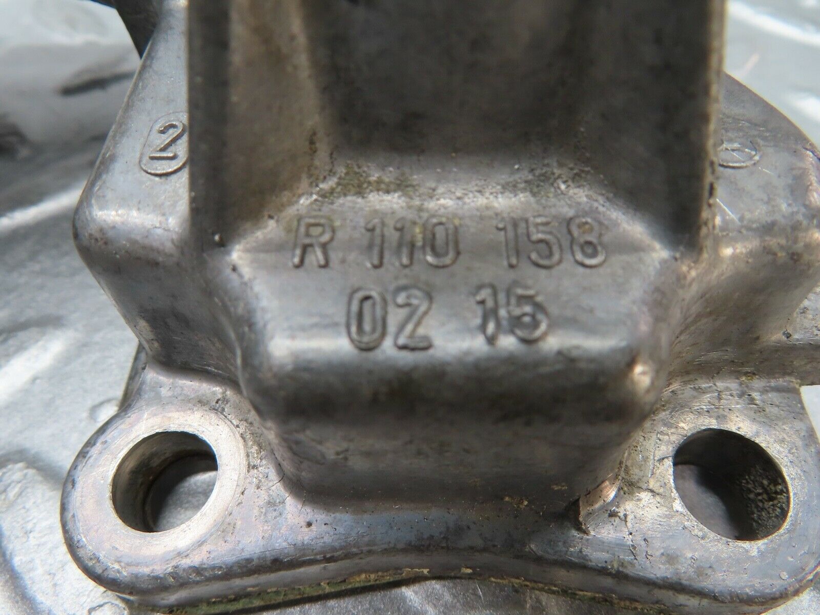 20358 Mercedes-Benz W114 280CE Coupe Ignition Distributor Housing 1101580215