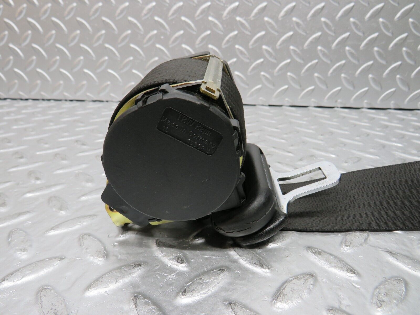 30112 Porsche 924 Front Left Seat Belt