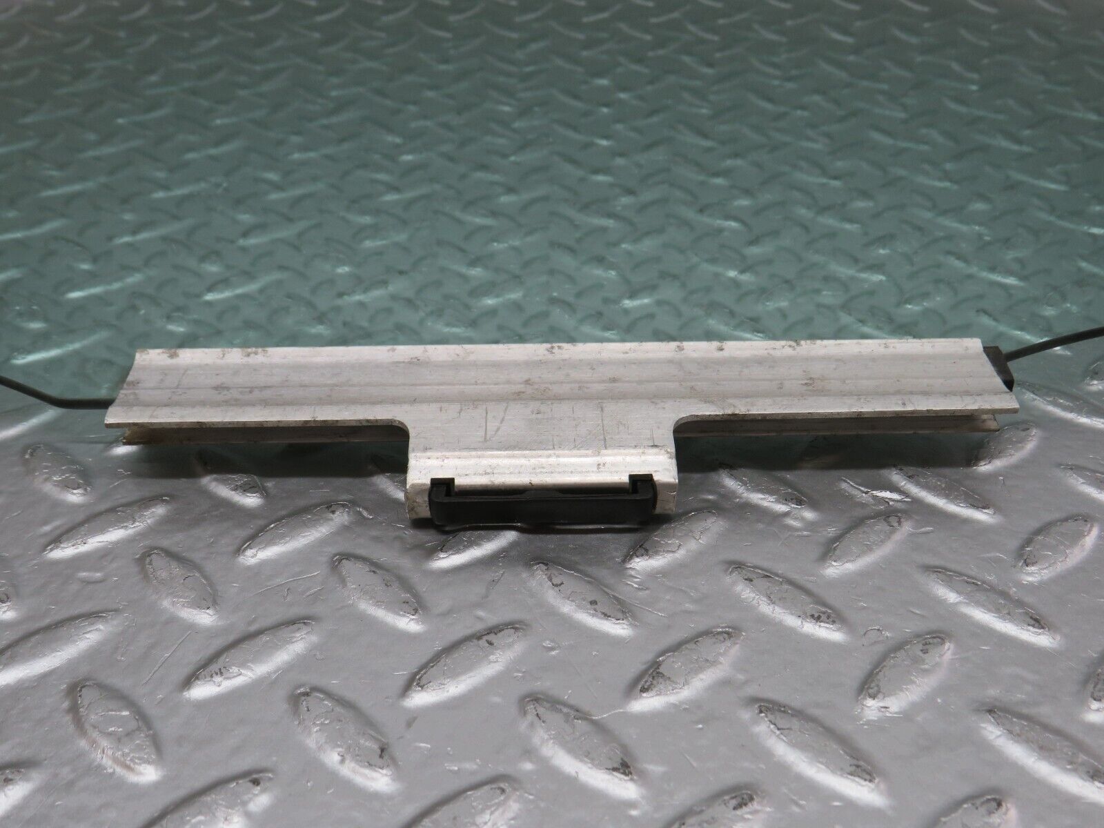 33264 Mercedes-Benz W202 C180 Rear Right Door Window Glass