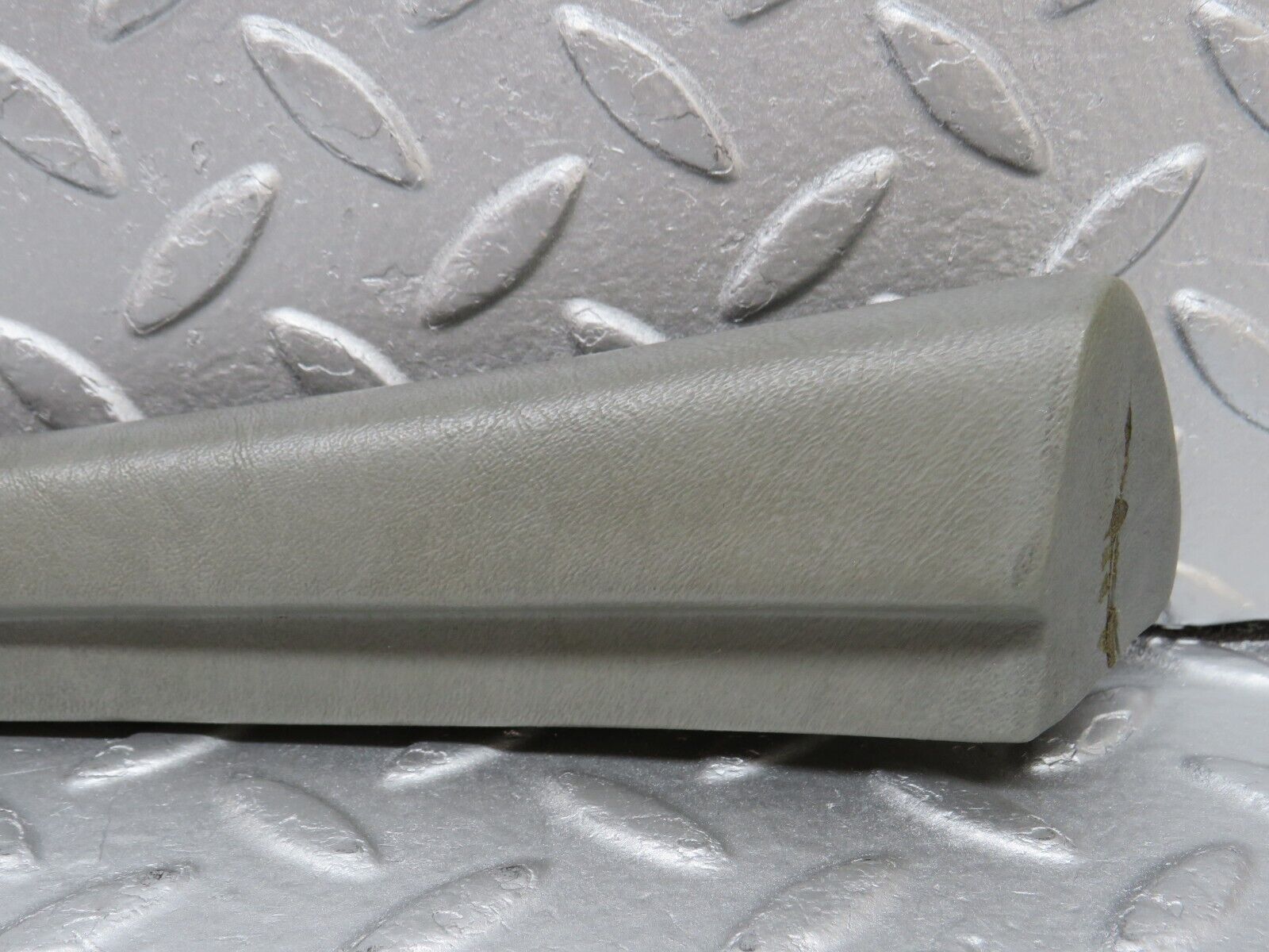 35972 Mercedes-Benz W126 420SE Front Left Door Panel Cover Grey