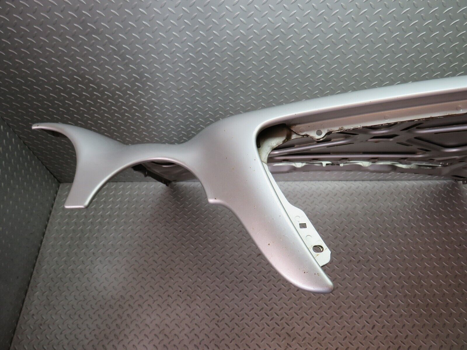 34728 Mercedes-Benz W210 320E Bonnet