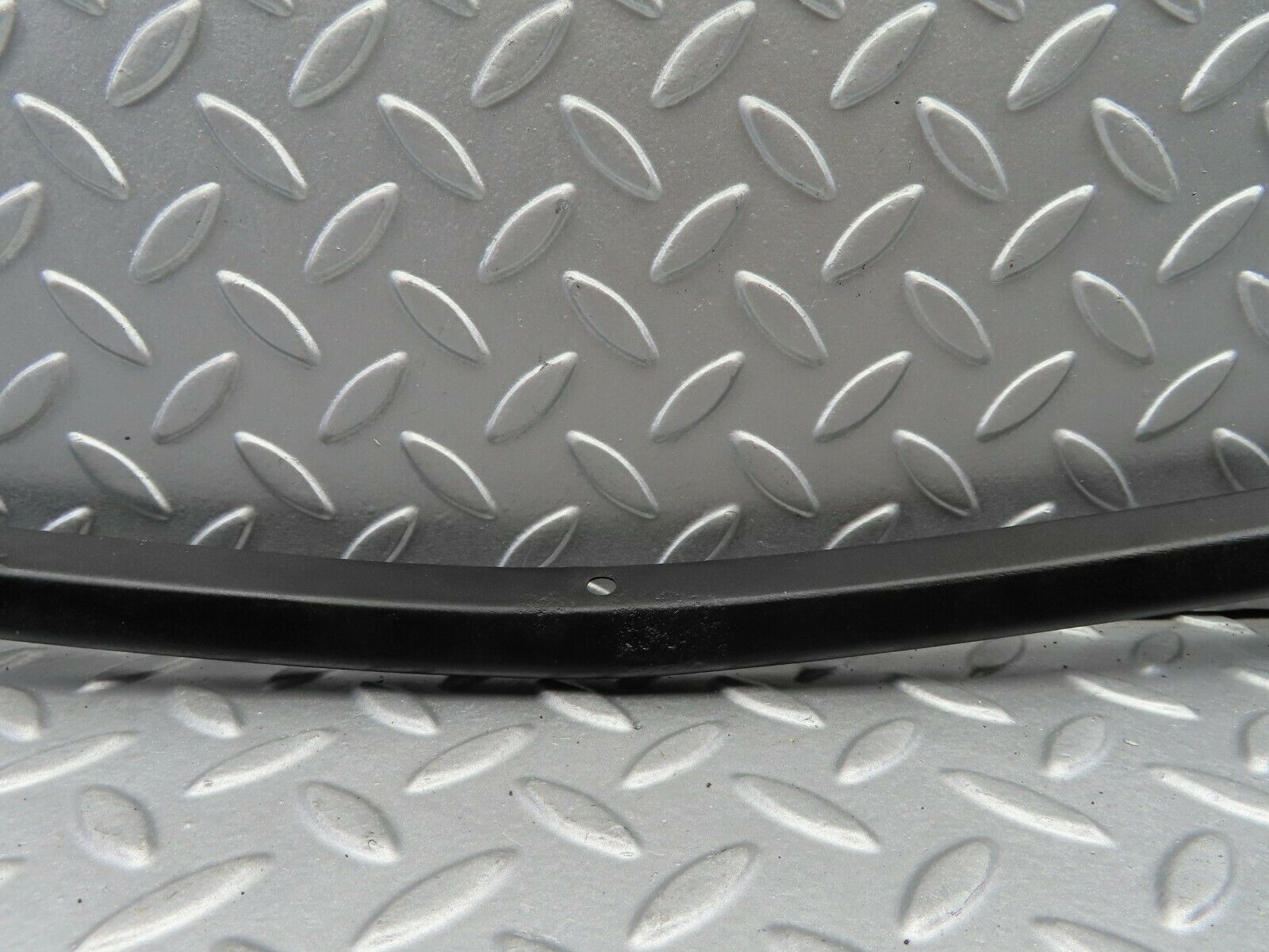 7068 Mercedes-Benz C107 350SLC Coupe Front Bumper Trim