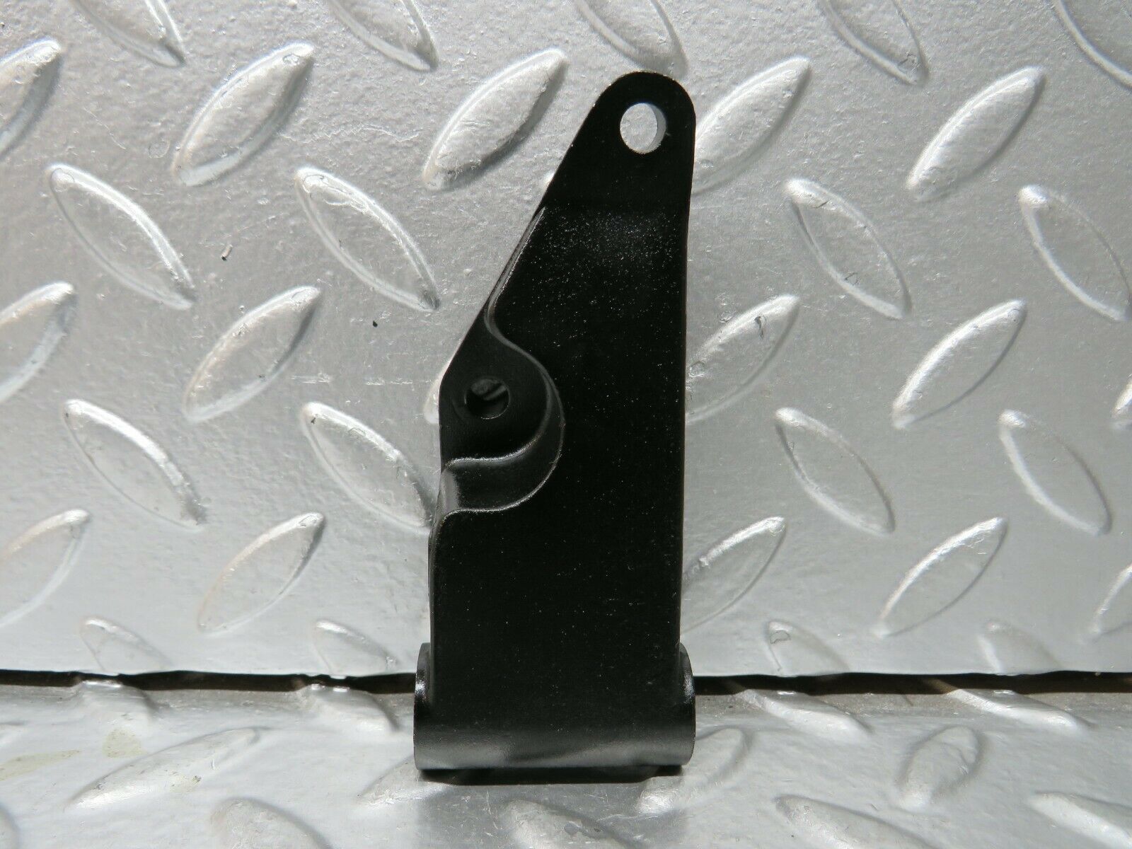 23424 Mercedes-Benz W116 350SE Accelerator Pedal Linkage Bracket 1163010218