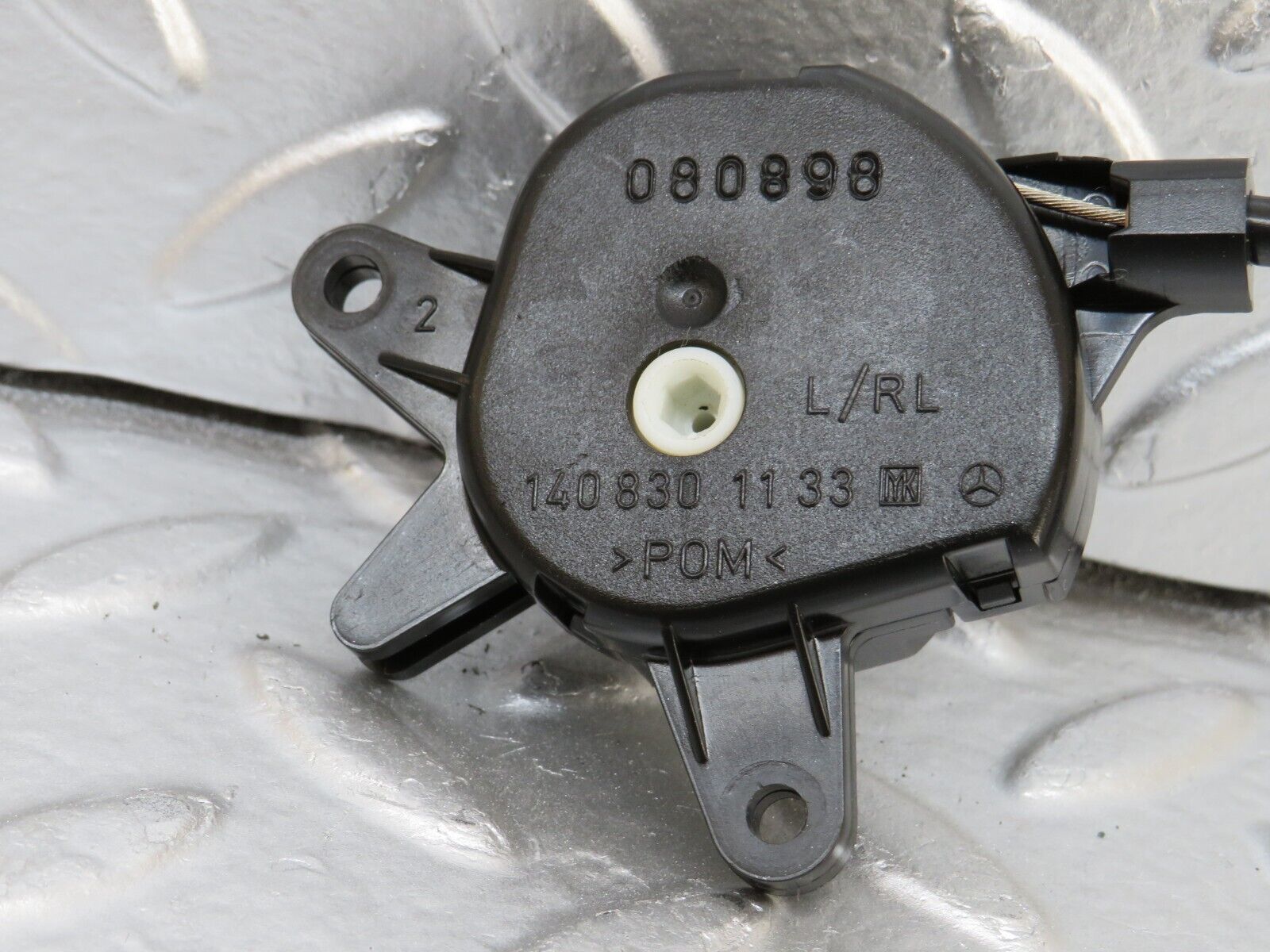 24929 Mercedes-Benz W140 S320 Heater Flap Motor Actuator 1408301133