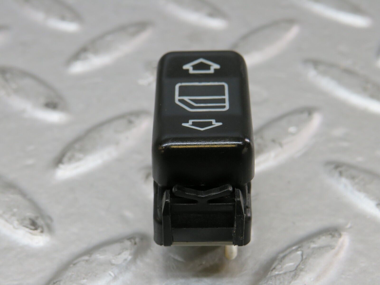 26563 Mercedes-Benz C124 220CE Coupe Right Electric Window Switch 1248209410