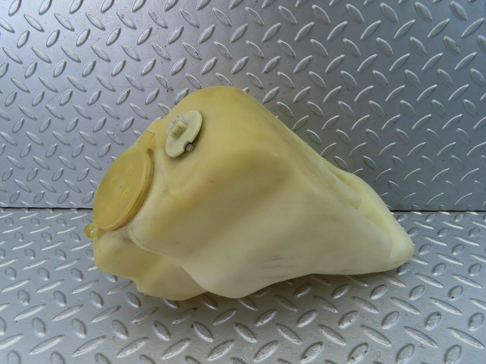 9290 Mercedes-Benz C124 300CE Coupe Windscreen Washer Fluid Tank 1248690520