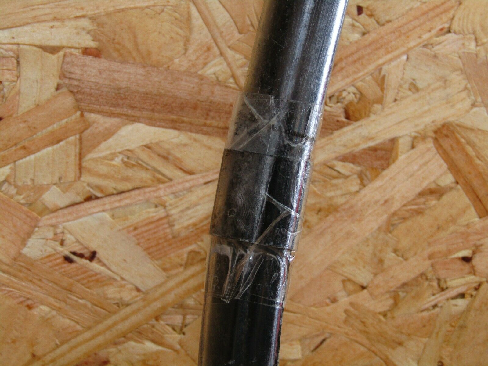 2165 Mercedes-Benz W116 350SE Front Windscreen Chrome Frame