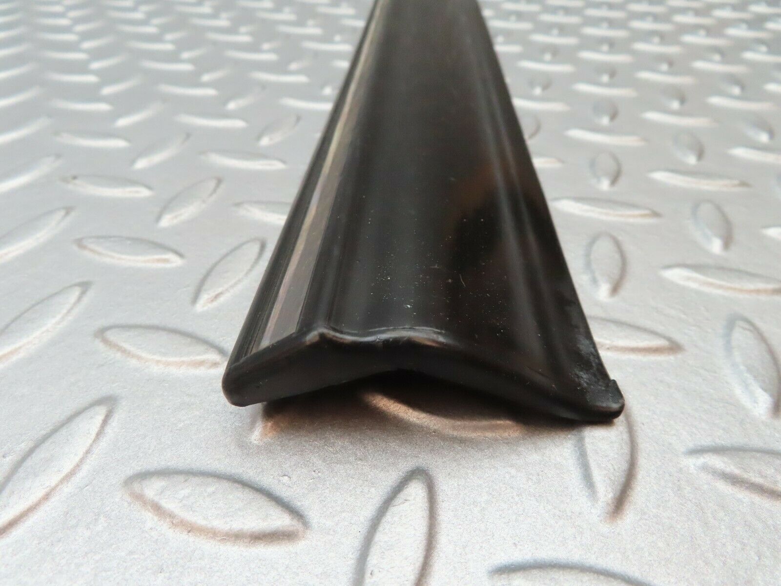 3698 Mercedes-Benz S123 200T Wagon Rear Right Door Lower Trim