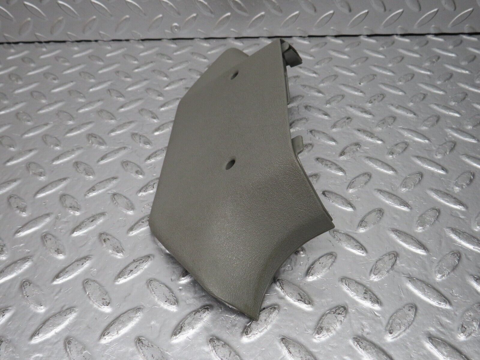32324 Mercedes-Benz S124 300TE B Pillar Lower Cover Right Side Grey 1246920422