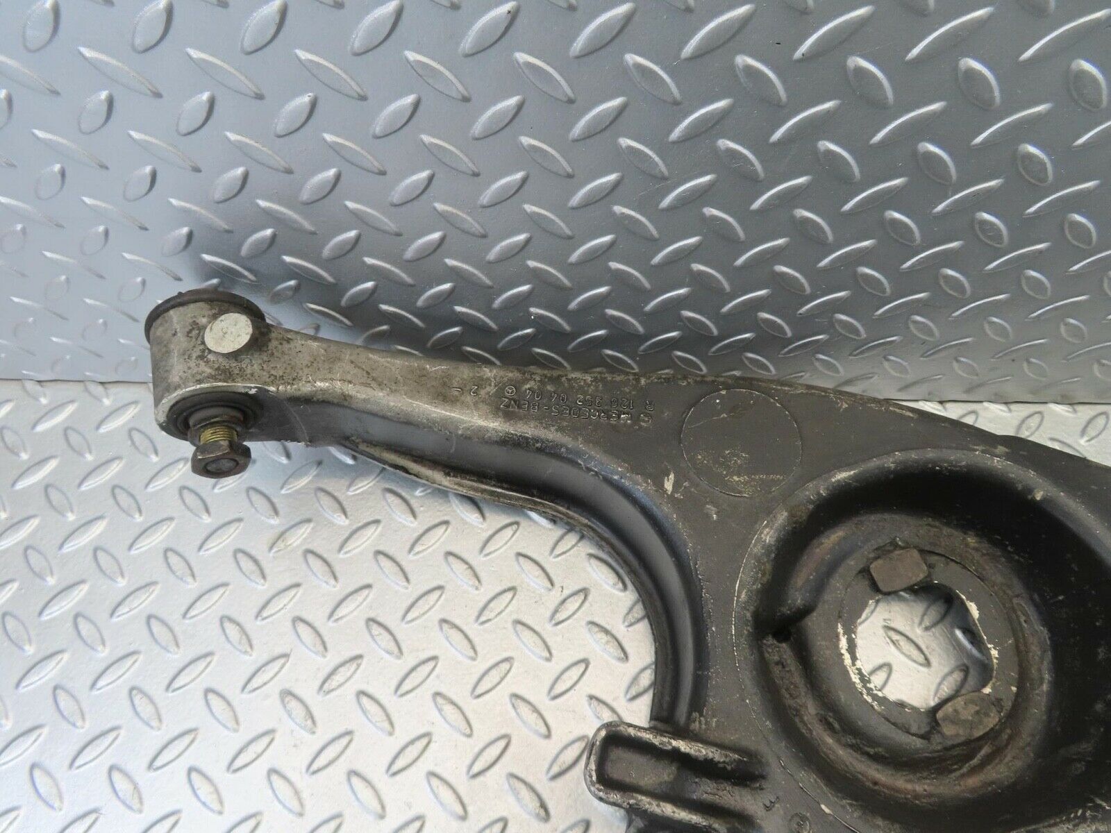 11626 Mercedes-Benz W126 Trailing Arm Control Arm Rear Left 1263520404