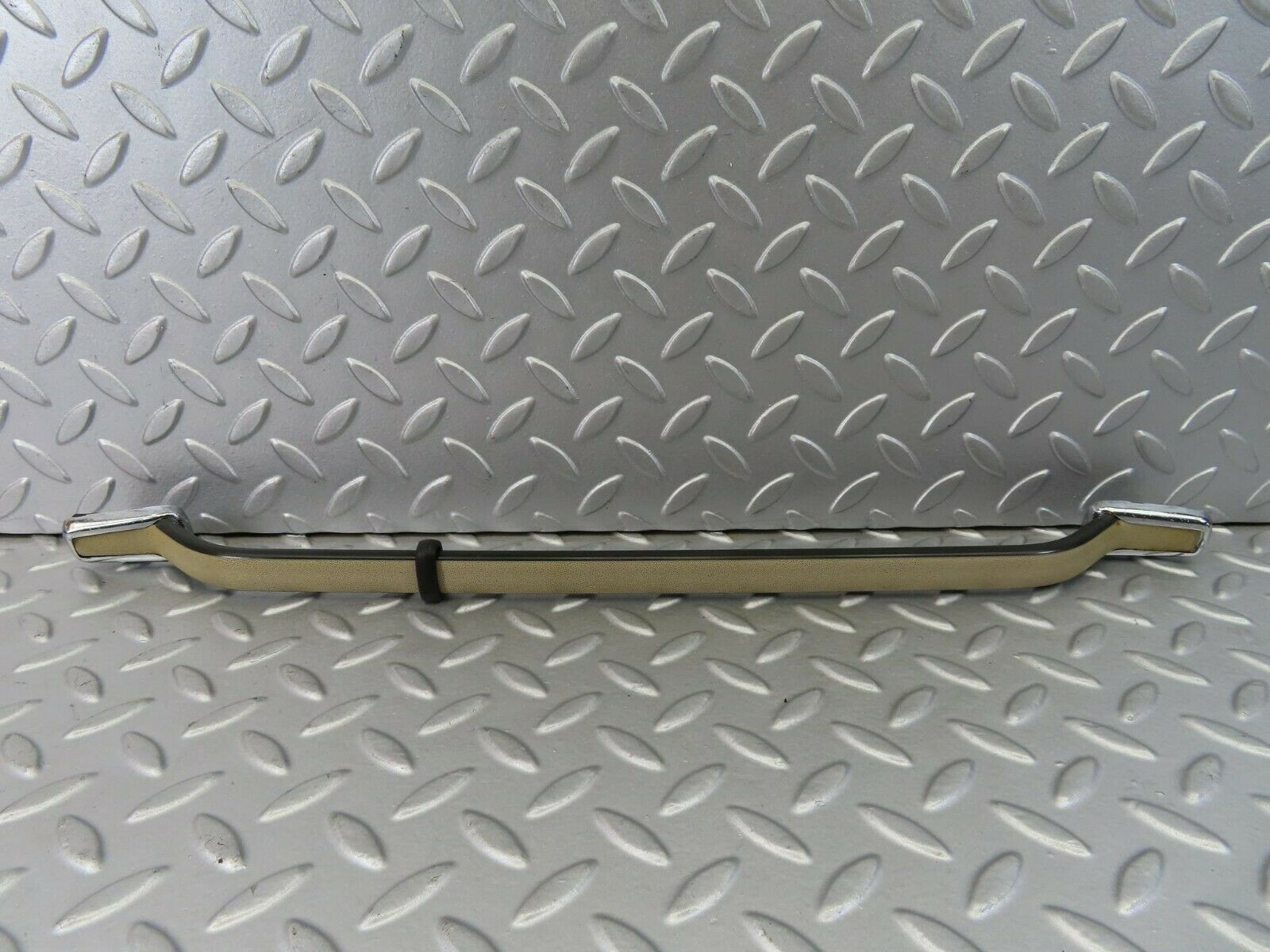 7302 Mercedes-Benz W116 450SE Interior Roof Grab Handle Rear