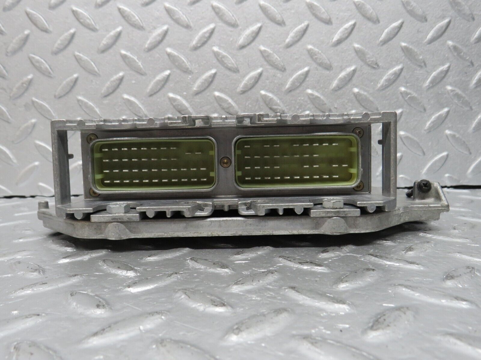 39477 Mercedes-Benz R129 320SL Coupe ECU Engine Control Unit 0215456932 2105400373