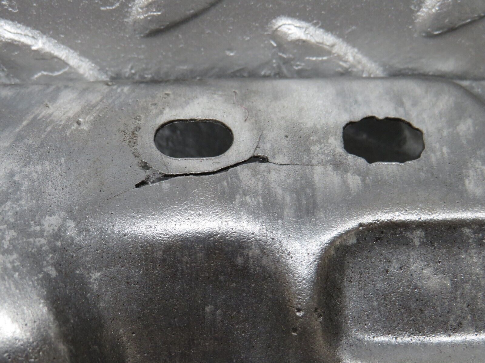 34638 Mercedes-Benz C126 380SEC Coupe Exhaust Heat Shield