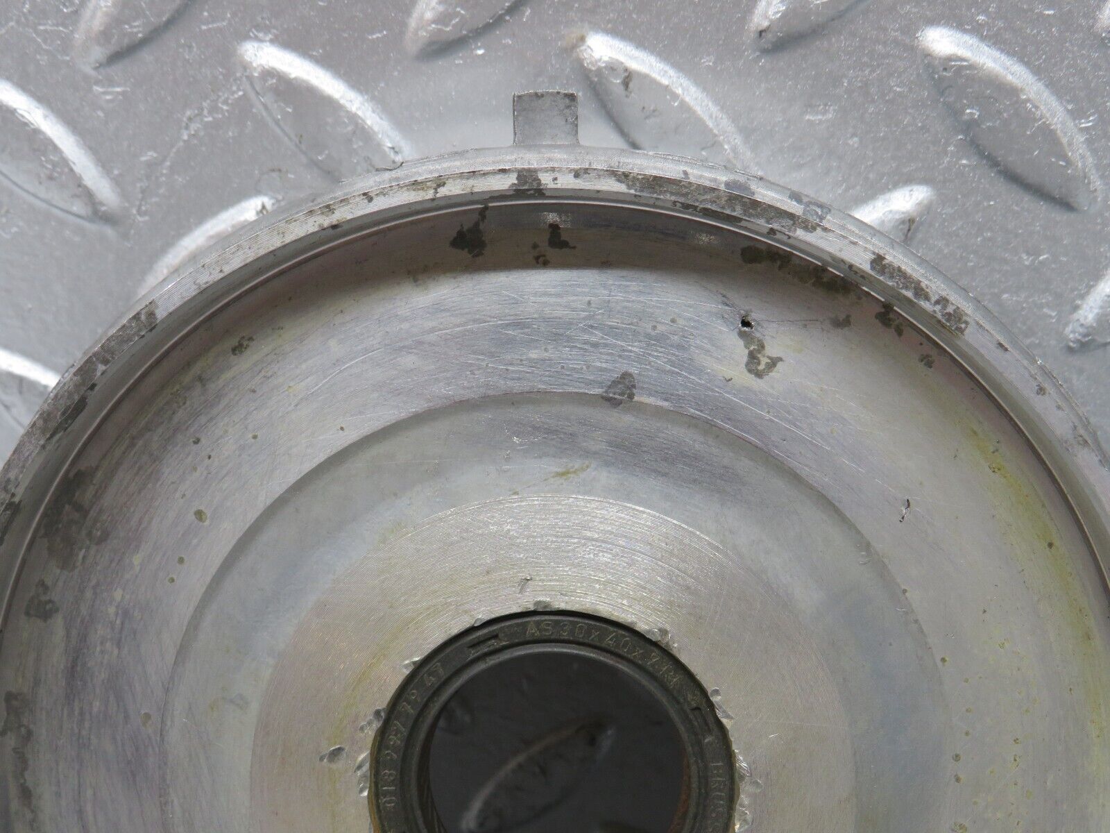 32644 Mercedes-Benz S124 300TE Wagon Timing Chain Cover 1030160306