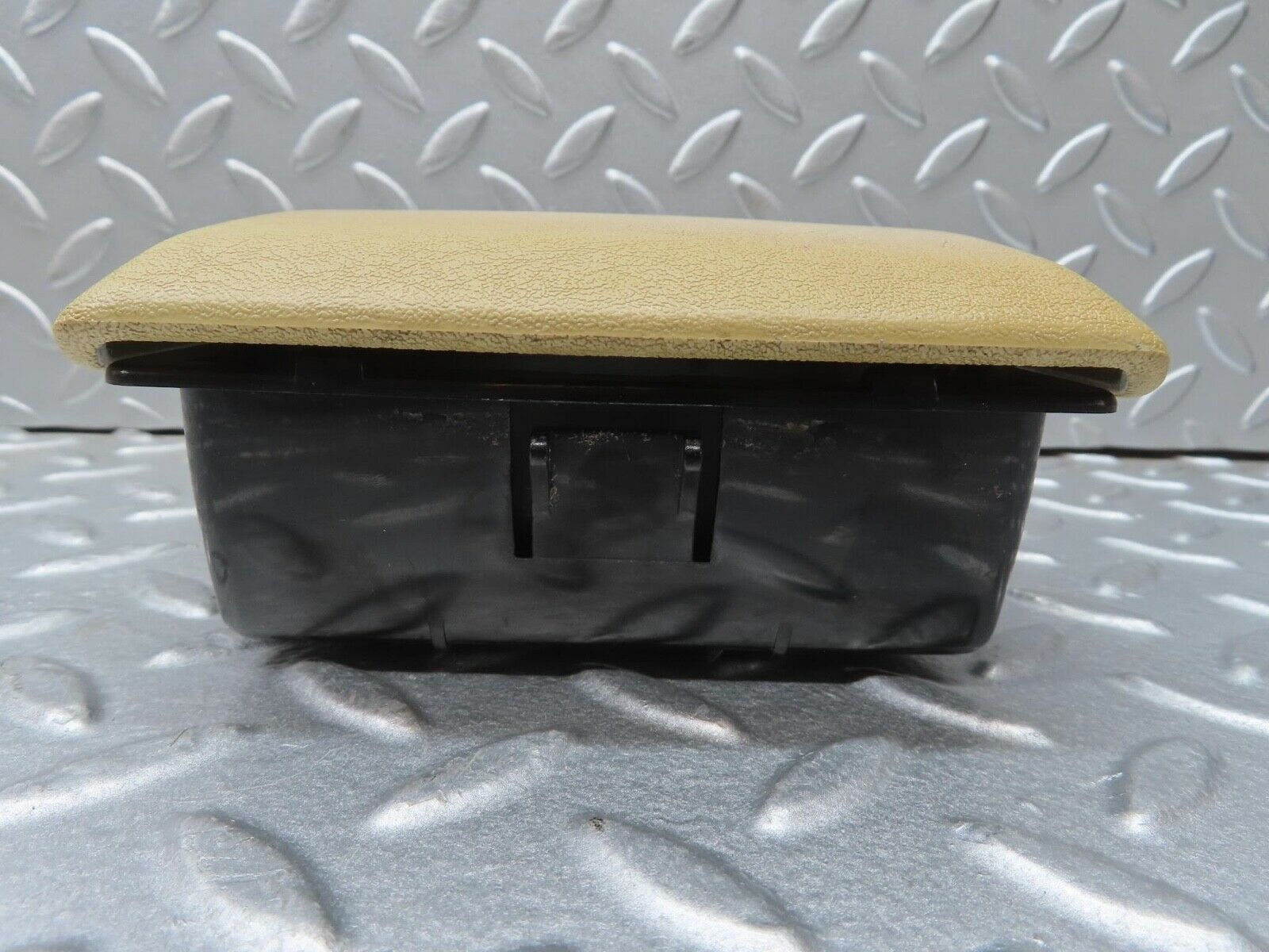 13556 Mercedes-Benz W123 200 Rear Door Ashtray