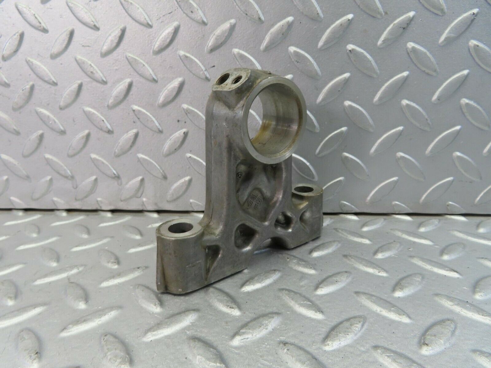 9108 Mercedes-Benz W108 Camshaft Tower Bearing 1800515110