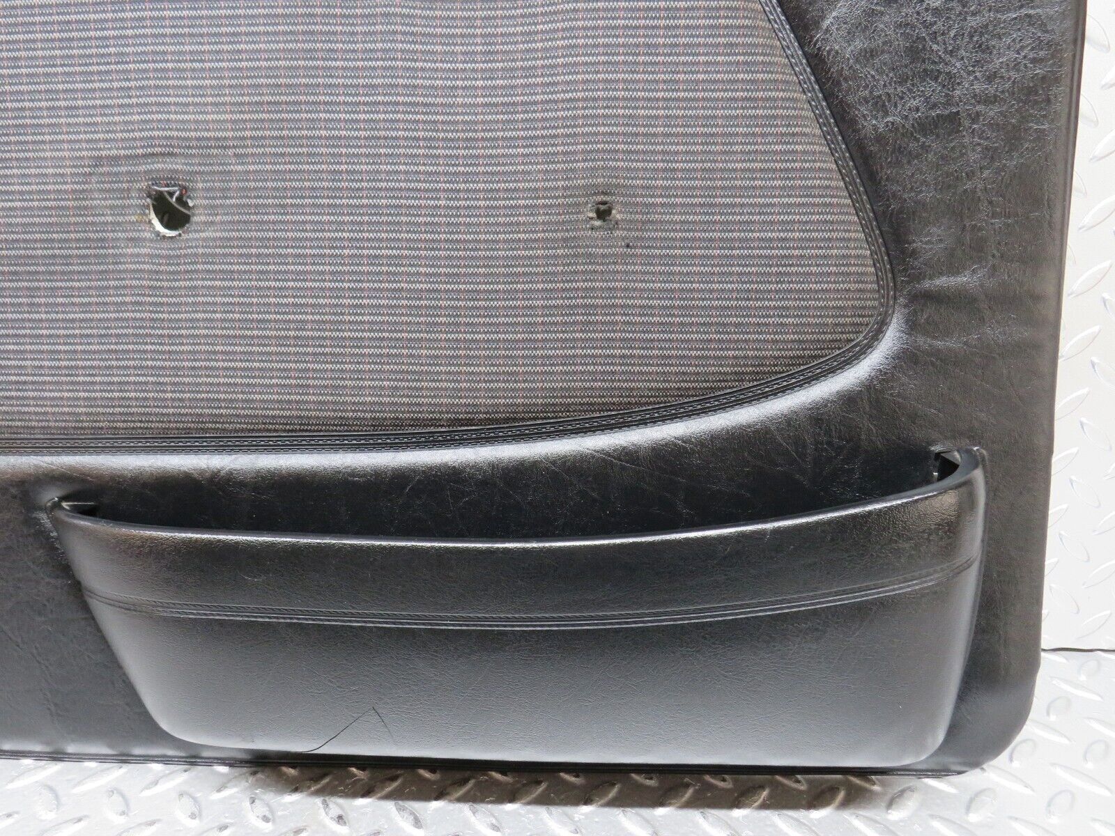 28203 Mercedes-Benz S123 240D Wagon Front Left Door Card Black