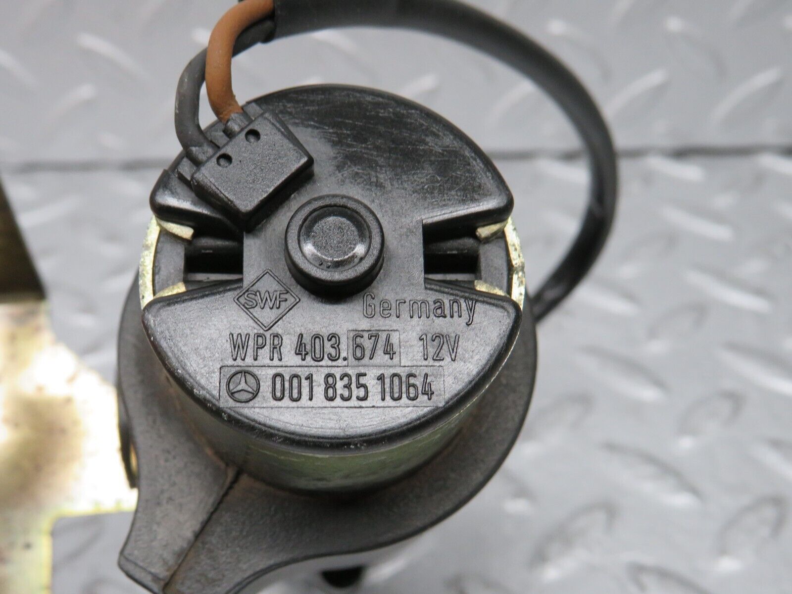 38406 Mercedes-Benz R129 280SL Coupe Heating Water Pump 0018351064