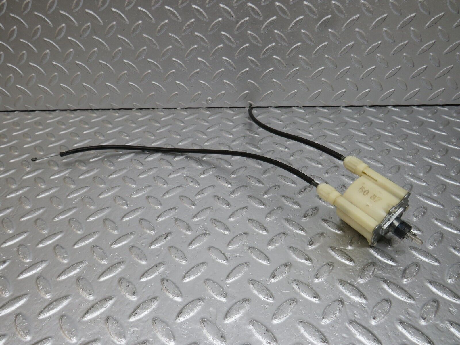 33764 Mercedes-Benz W201 190E 2.0L Heater Control Switch 2018300185