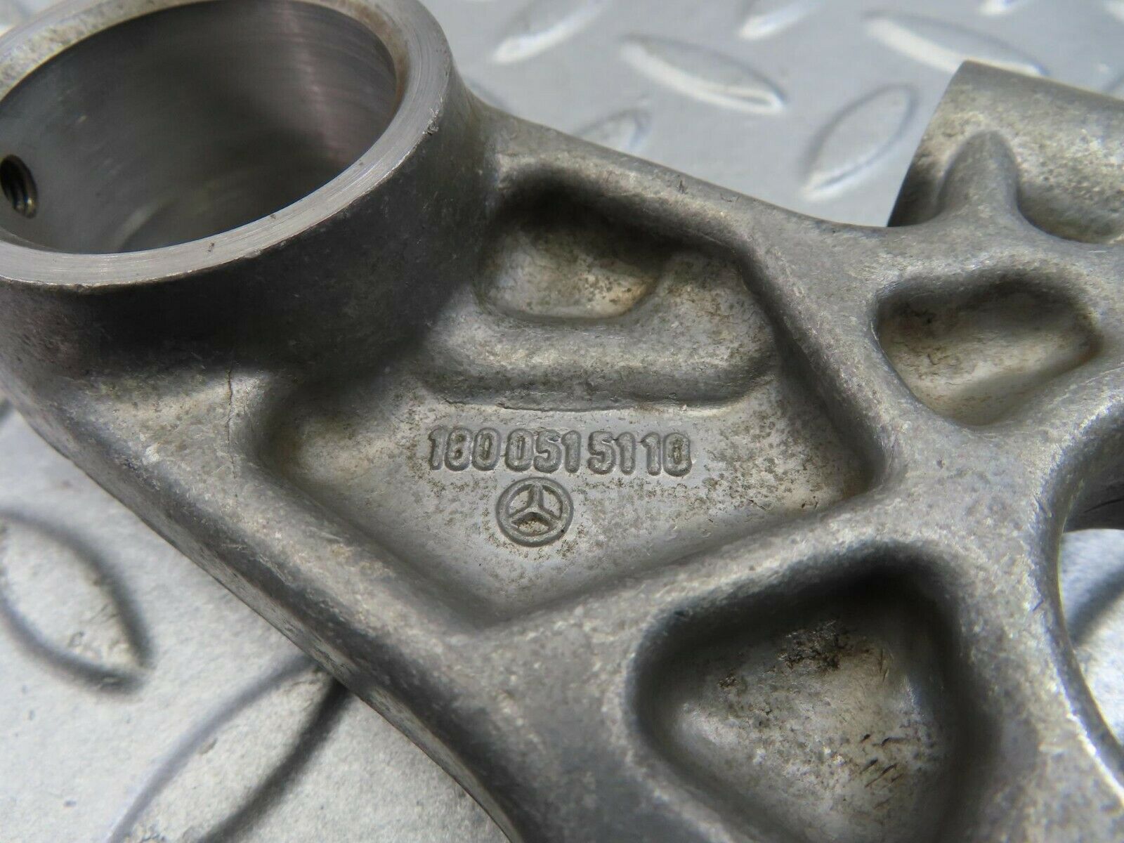 8951 Mercedes-Benz W108 Camshaft Tower Bearing 1800515110