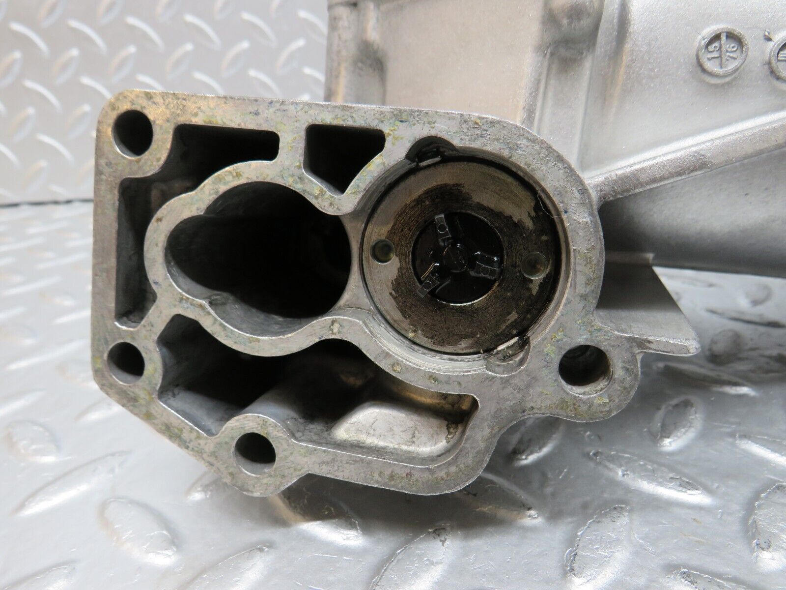 0874 Mercedes-Benz W123 240D Oil Filter Housing 6151800011