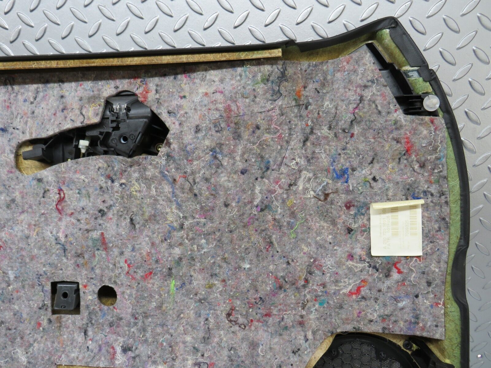 34730 Mercedes-Benz W210 320E Front Right Door Card 2107201651