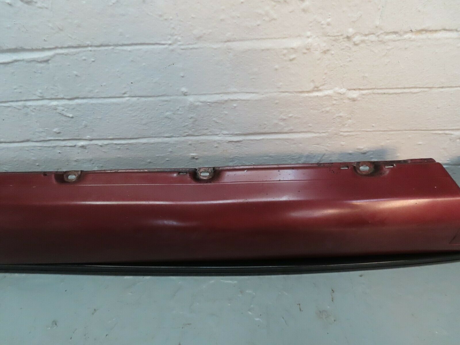 6702 Mercedes-Benz S124 E220 Wagon Side Skirt Right Side 1246902440