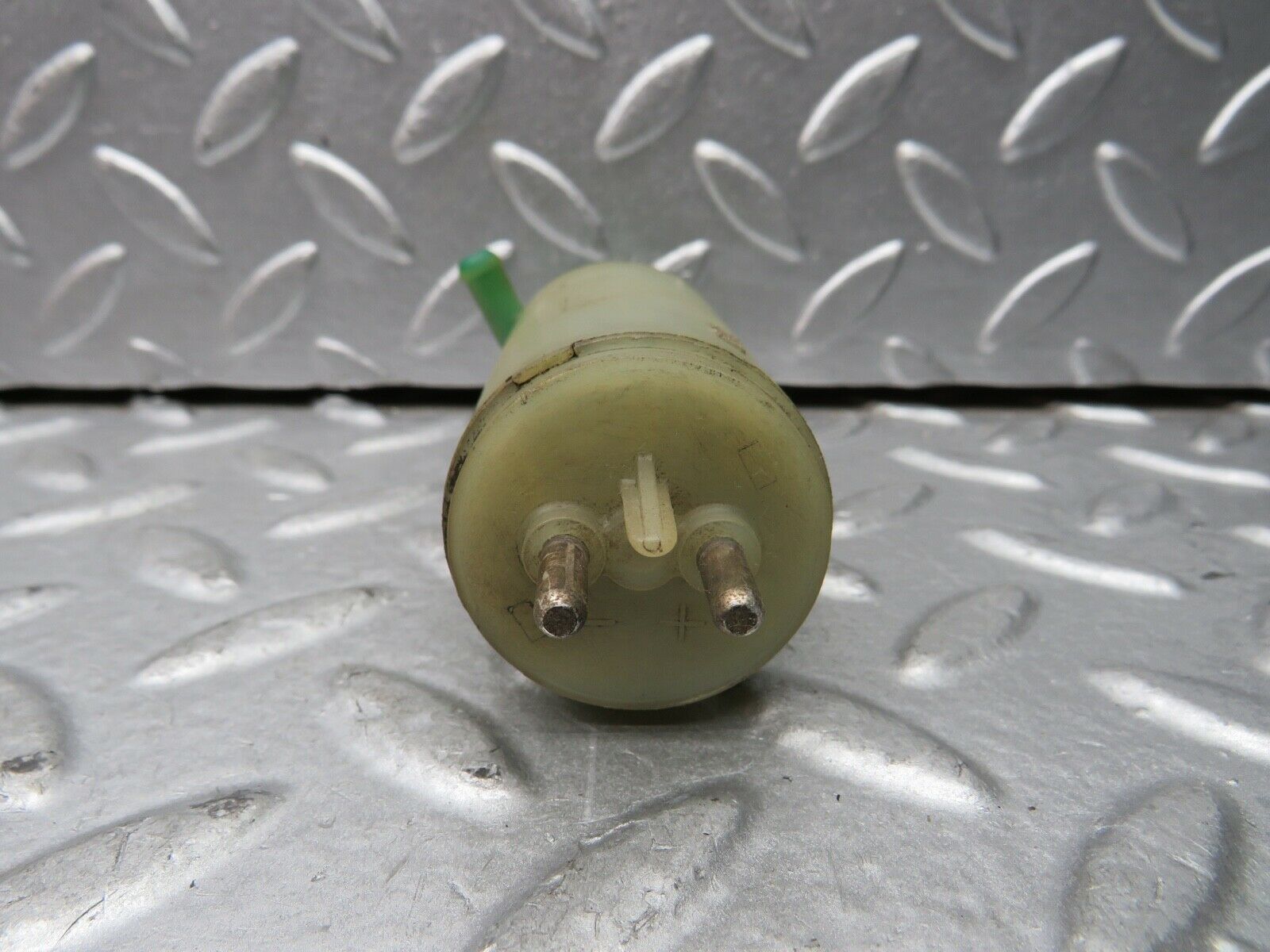 21904 Mercedes-Benz W123 Windscreen Washer Pump