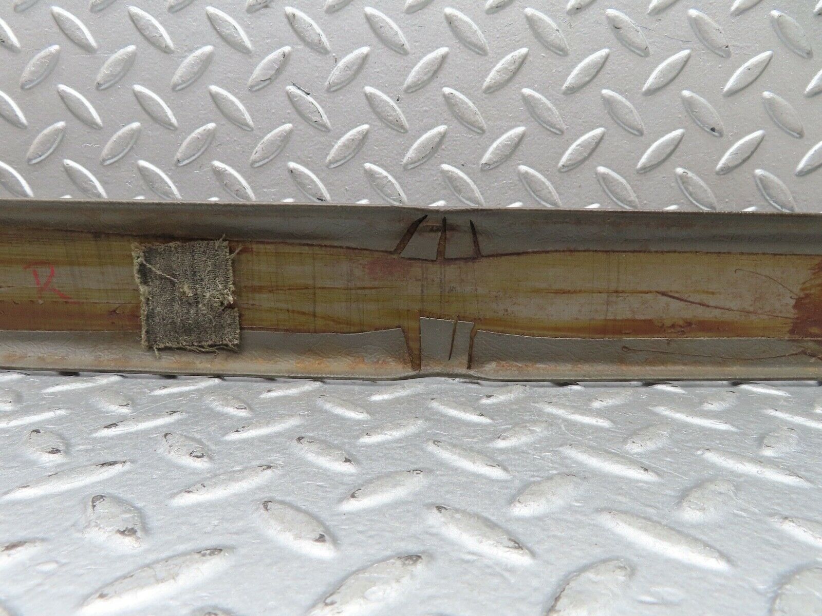 18896 Mercedes-Benz W121 190b Ponton B Pillar Cover Right Side Brown