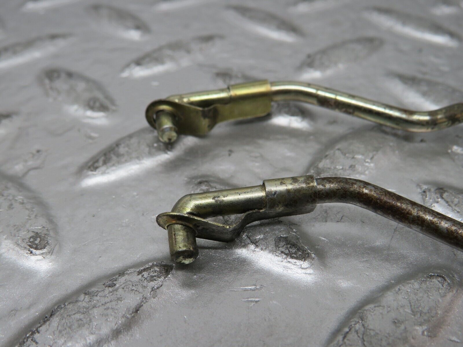 26978 Mercedes-Benz W123 240D Front Door Lock Knob Pair