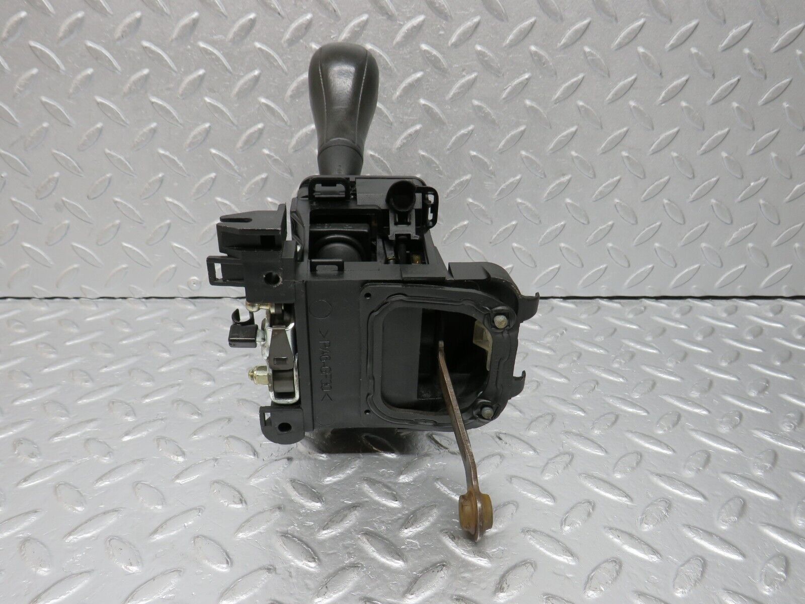 39398 Mercedes-Benz R129 320SL Coupe Automatic Gear Selector 1292670637 2012670480