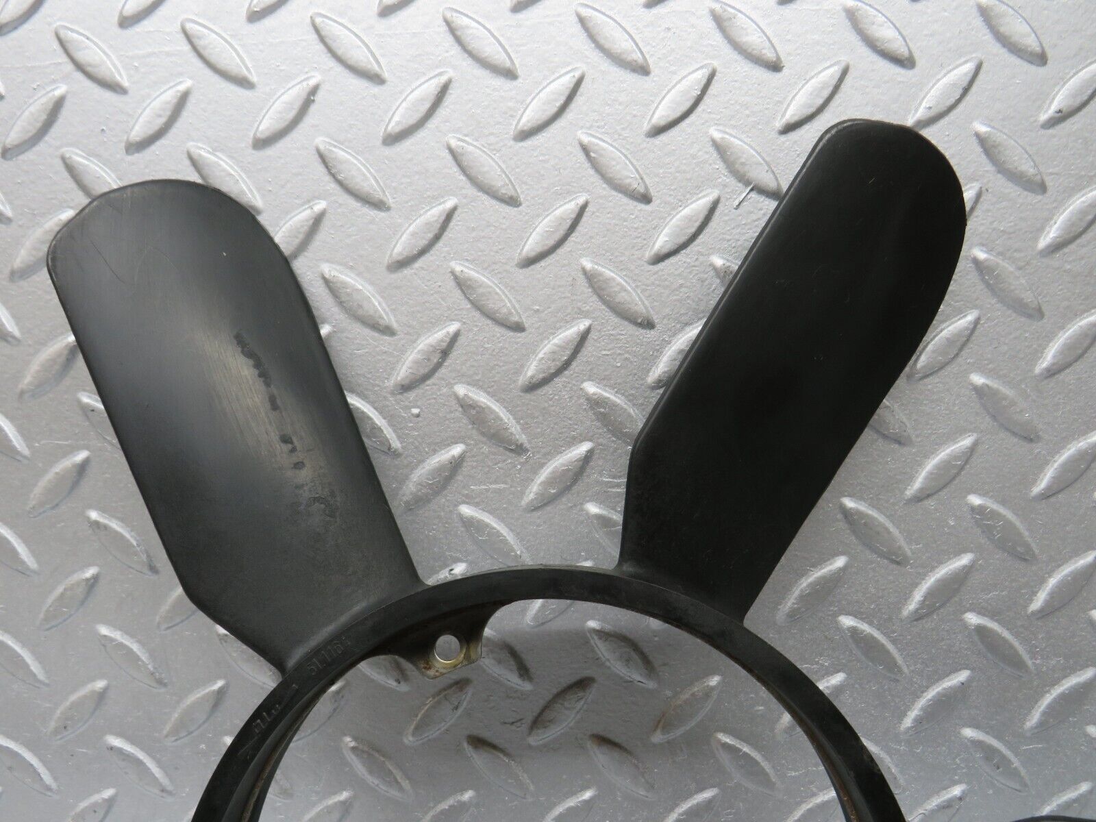 39444 Mercedes-Benz R129 320SL Coupe Engine Cooling Fan 1032000623