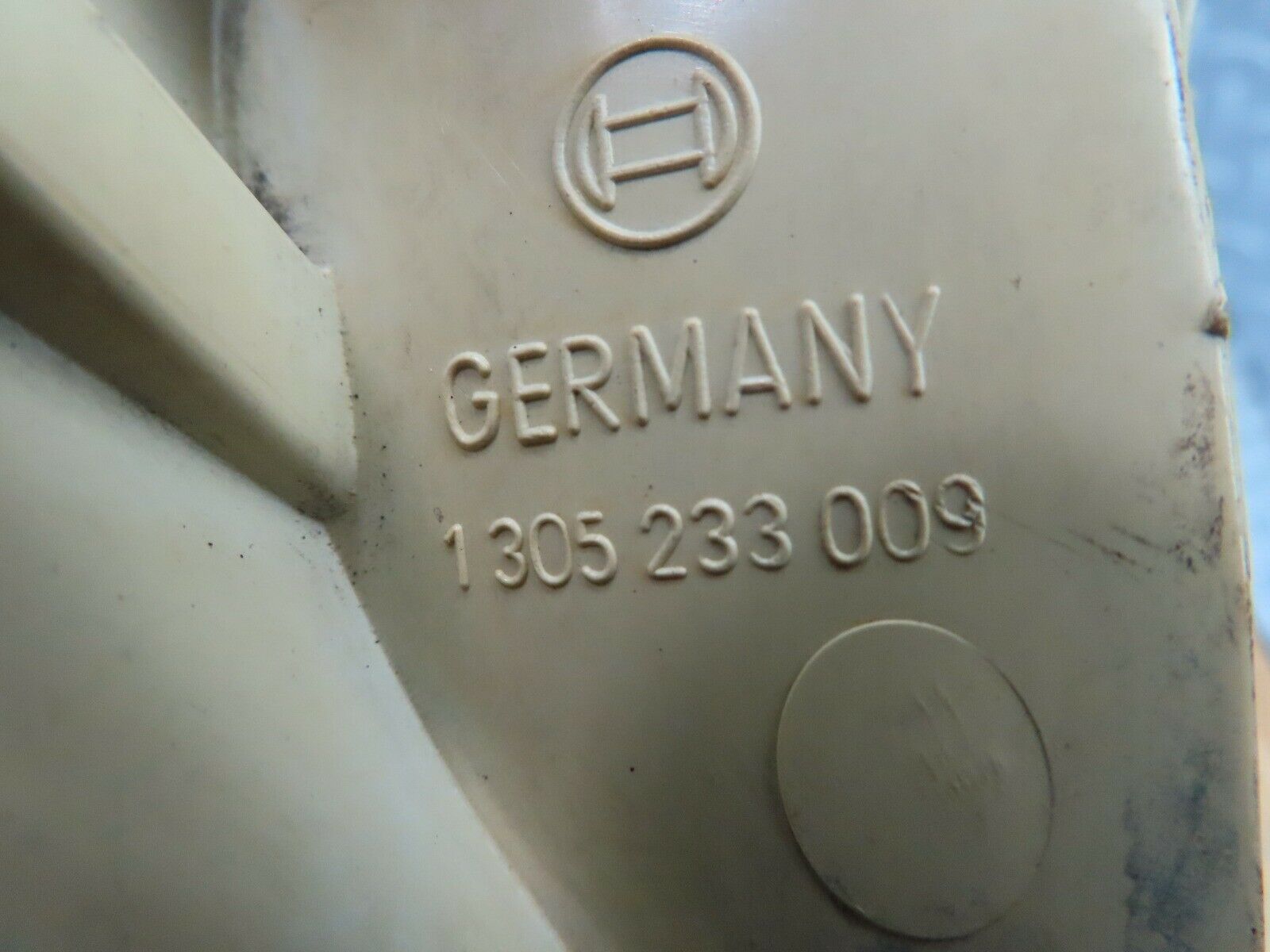 8065 Mercedes-Benz W123 Indicator Light Front Left Bosch1305233009