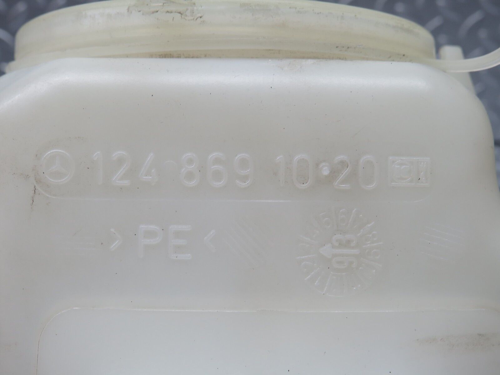 31185 Mercedes-Benz S124 220TE Windscreen Washer Fluid Reservoir 1248691020