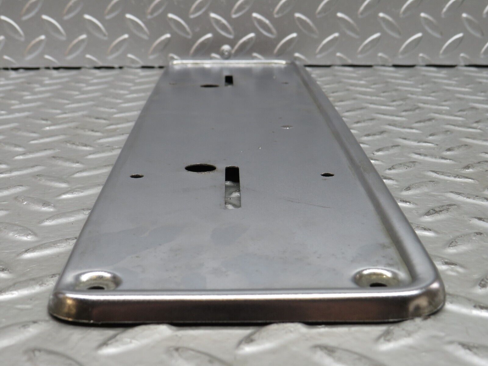 27626 Mercedes-Benz S124 300TE Wagon Rear number Plate Holder Chrome