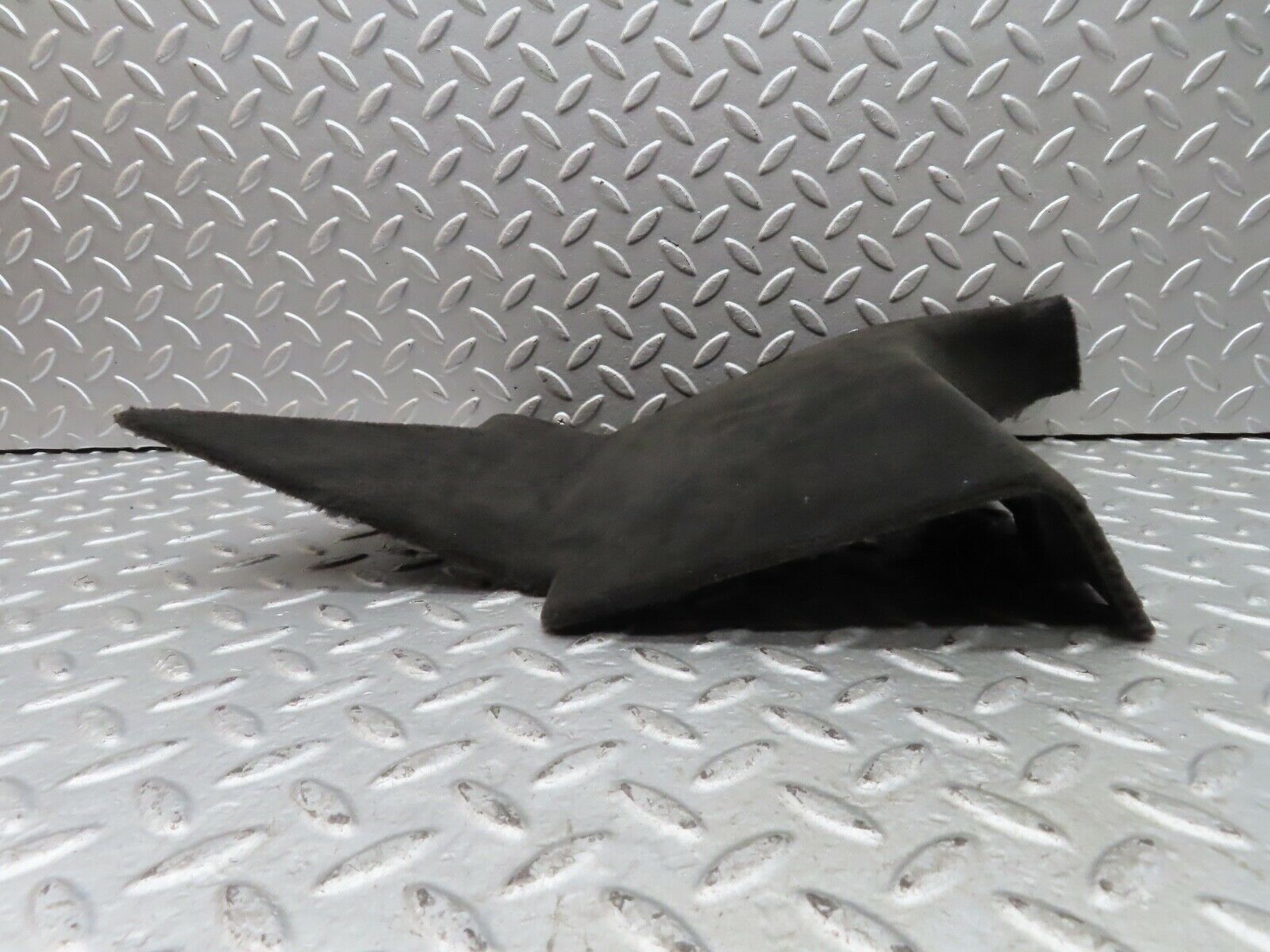 19333 Mercedes-Benz C140 CL420 Coupe Front Left Kick Panel Black 1406800380